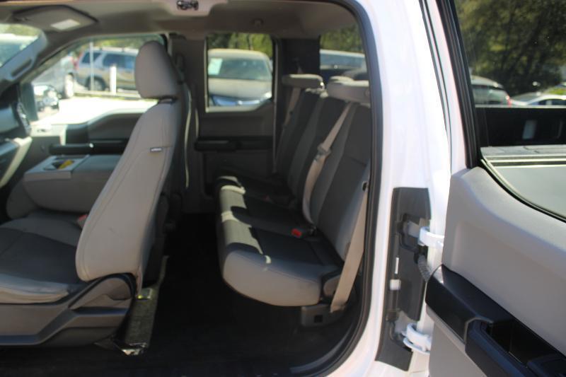 Ford F-150 XL 4WD SuperCab 6.5' Box 2017