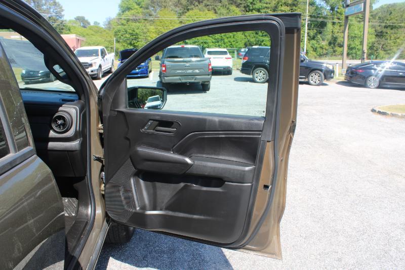 Chevrolet Colorado 2WD Crew Cab WT 2023