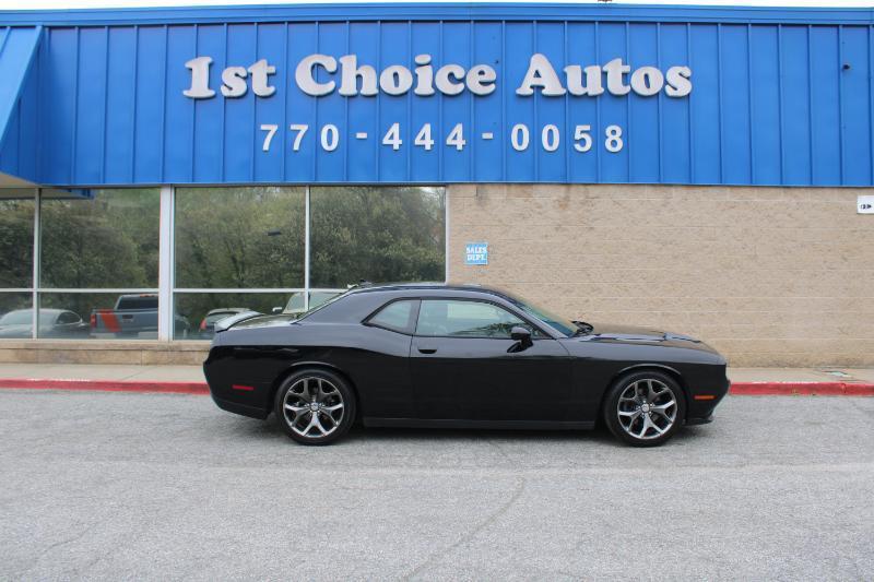 Dodge Challenger 2dr Cpe SXT Plus 2015