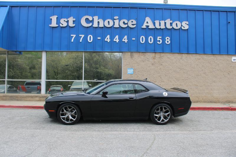Dodge Challenger 2dr Cpe SXT Plus 2015