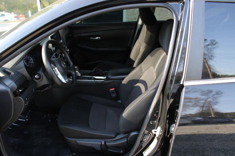 Nissan Sentra SV CVT 2023