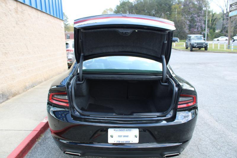 Dodge Charger SXT RWD 2021