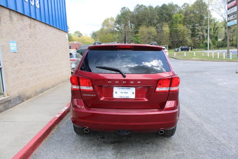 Dodge Journey FWD 4dr Mainstreet 2011