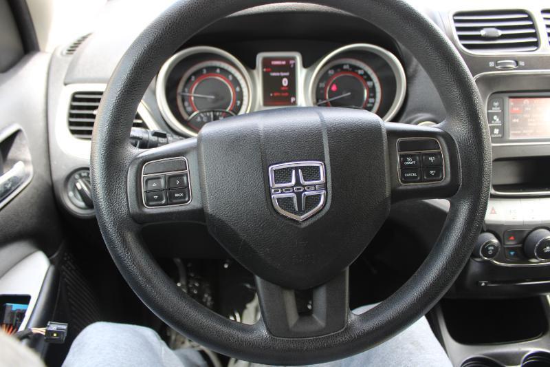 Dodge Journey FWD 4dr Mainstreet 2011