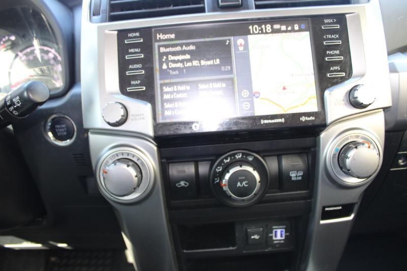 Toyota 4Runner SR5 Premium 2WD (Natl) 2020