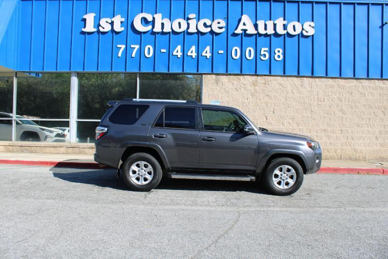 Toyota 4Runner SR5 Premium 2WD (Natl) 2020