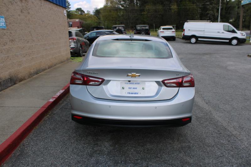 Chevrolet Malibu 4dr Sdn LT 2021