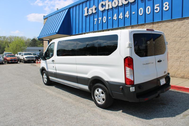 Ford Transit Wagon T-350 148" Low Roof XLT Swing-Out RH Dr 2017