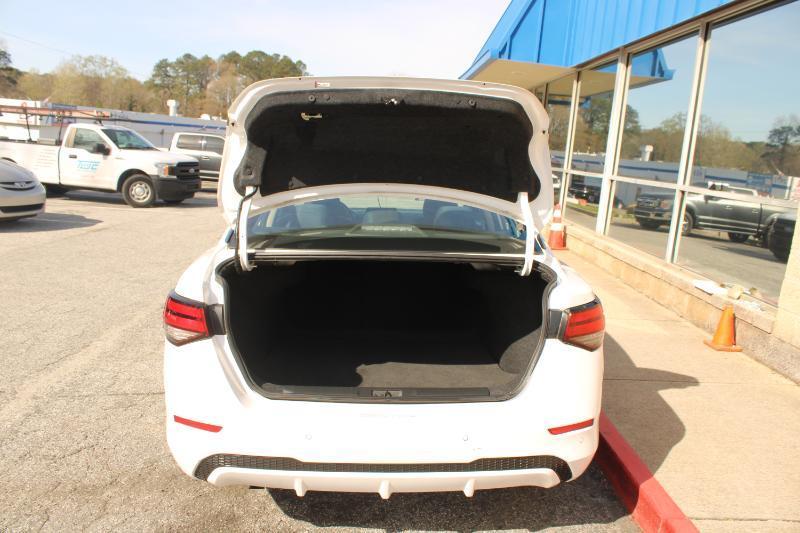 Nissan Sentra SV CVT 2022