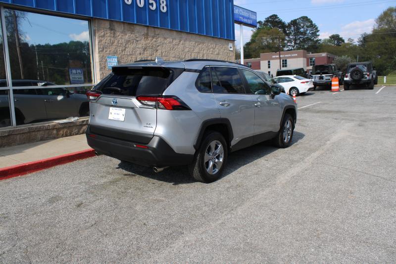 Toyota RAV4 Hybrid LE AWD (Natl) 2022