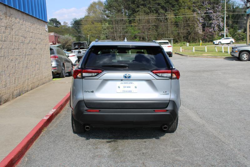 Toyota RAV4 Hybrid LE AWD (Natl) 2022