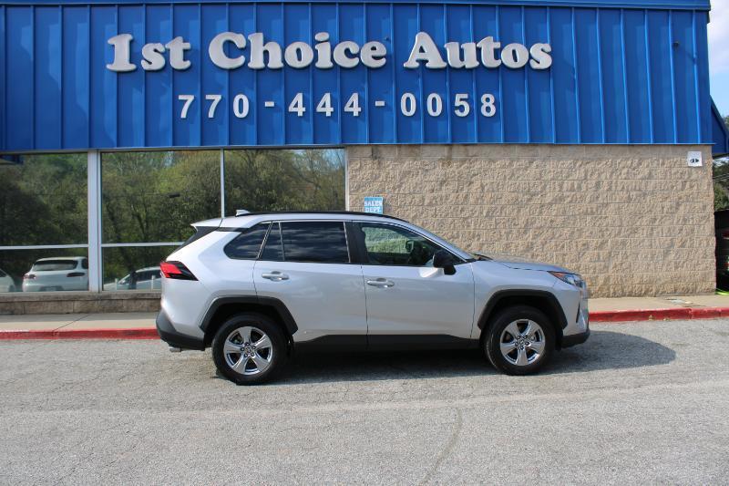 Toyota RAV4 Hybrid LE AWD (Natl) 2022