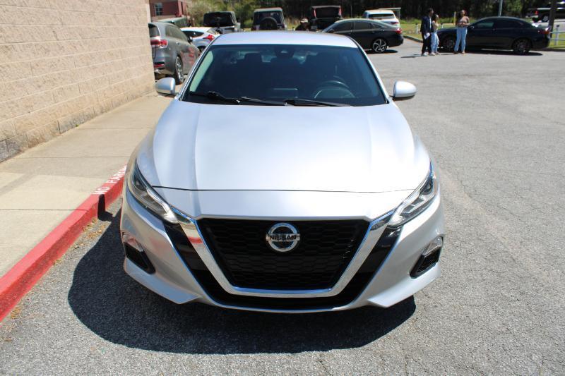 Nissan Altima 2.5 SV Sedan 2021