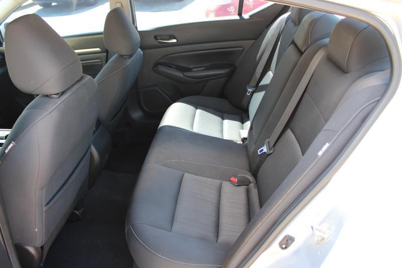 Nissan Altima 2.5 SV Sedan 2021
