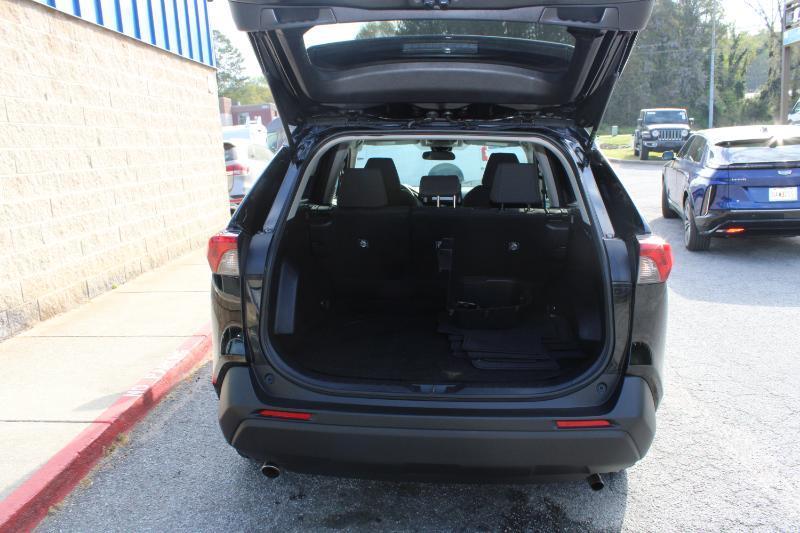 Toyota RAV4 Hybrid LE AWD (Natl) 2021