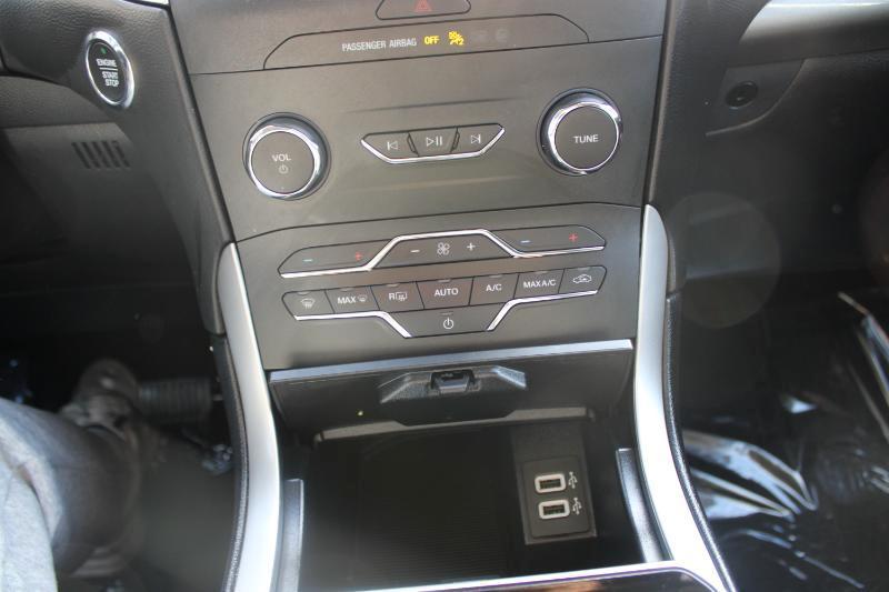 Ford Edge SEL FWD 2019