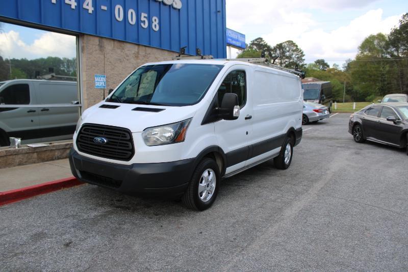 View vehicle photo 4