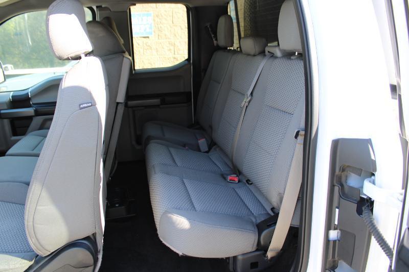Ford F-150 2WD SuperCab 145" XLT 2016