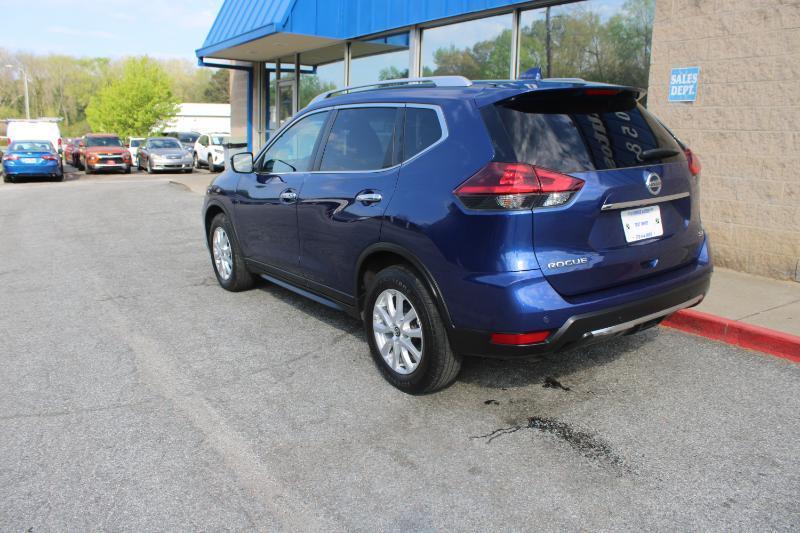 Nissan Rogue FWD SV 2020