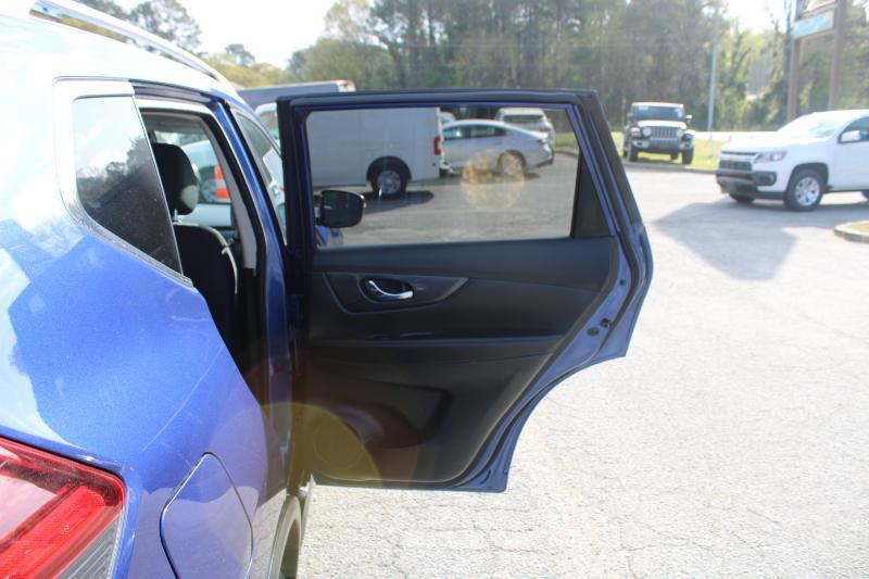 Nissan Rogue FWD SV 2020