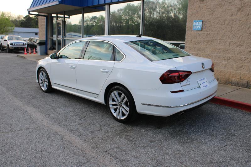 Volkswagen Passat 1.8T SE w/Technology Auto 2017