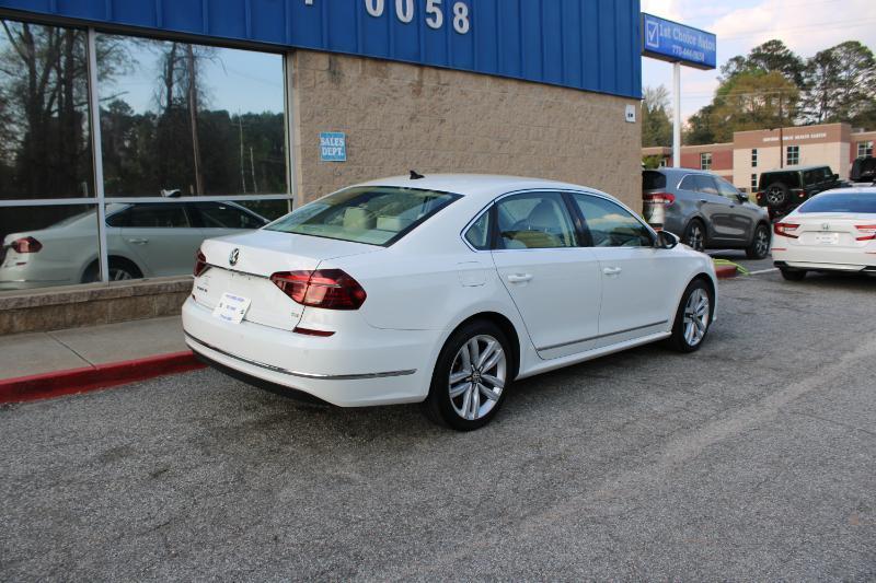 Volkswagen Passat 1.8T SE w/Technology Auto 2017