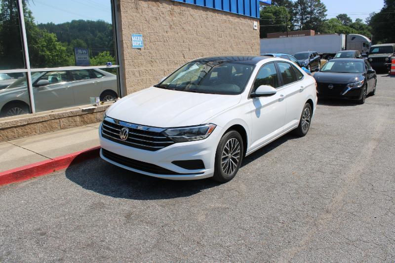 Volkswagen Jetta SE Auto 2021
