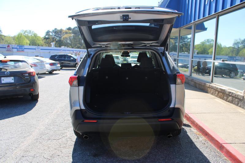 Toyota RAV4 Hybrid LE AWD (Natl) 2021