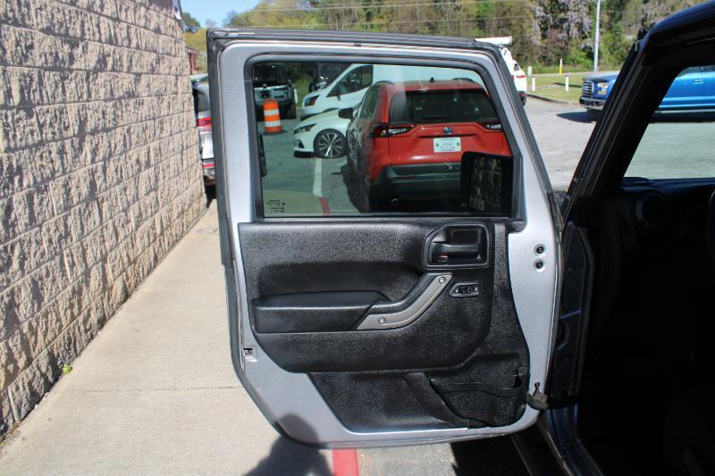 Jeep Wrangler Unlimited 4WD 4dr Sport 2015