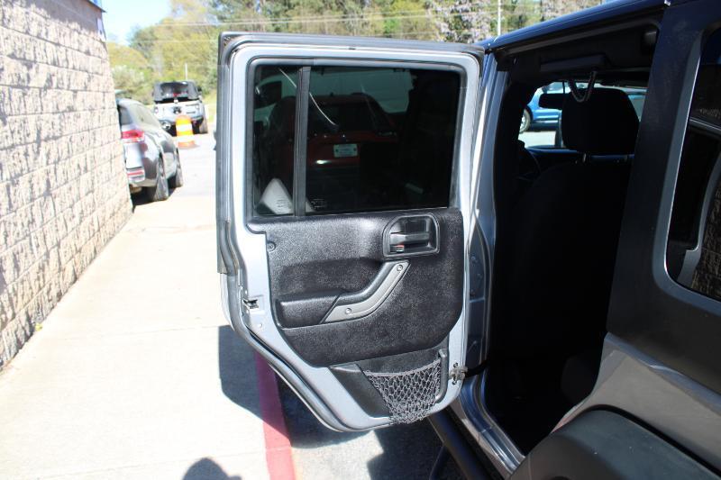 Jeep Wrangler Unlimited 4WD 4dr Sport 2015