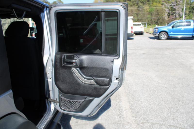 Jeep Wrangler Unlimited 4WD 4dr Sport 2015