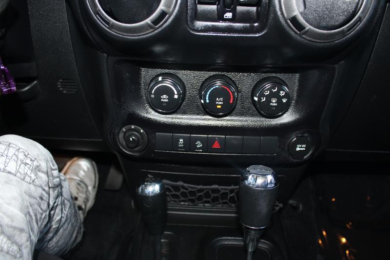 Jeep Wrangler Unlimited 4WD 4dr Sport 2015