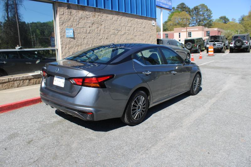 Nissan Altima 2.5 S Sedan 2020