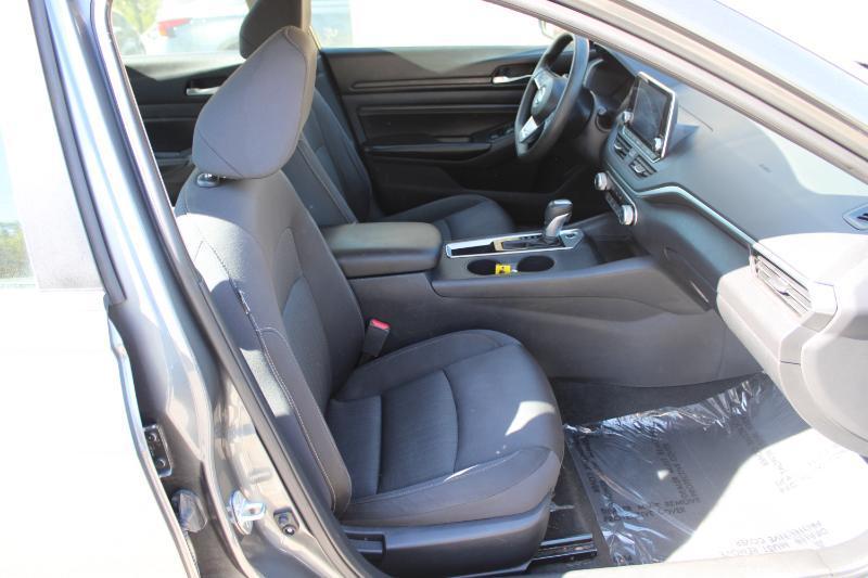 Nissan Altima 2.5 S Sedan 2020