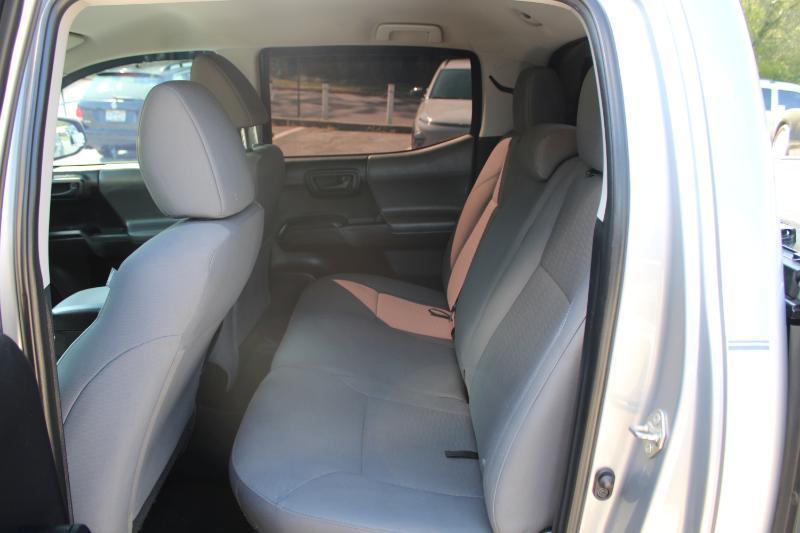 Toyota Tacoma 2WD SR Double Cab 5' Bed I4 AT (Natl) 2019