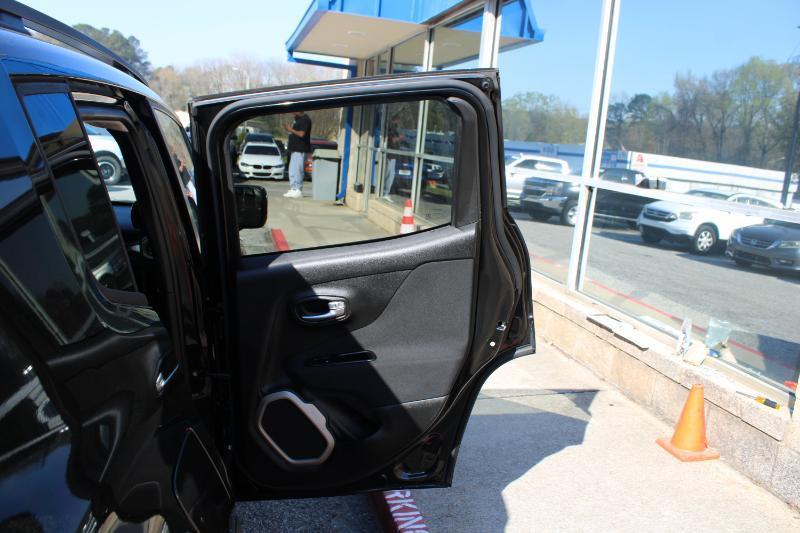 Jeep Renegade Latitude FWD 2017