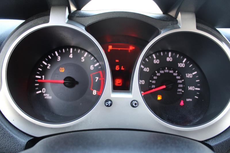 Nissan Juke FWD S 2017