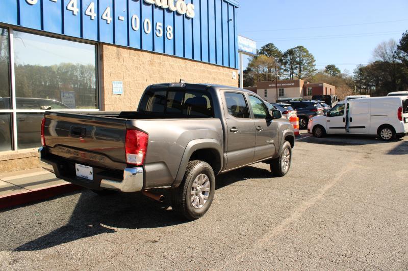 Toyota Tacoma 2WD Double Cab I4 AT SR5 (Natl) 2016