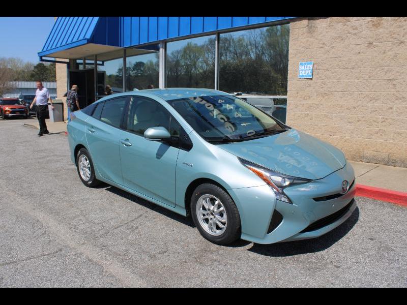 Toyota Prius Three Touring (Natl) 2017