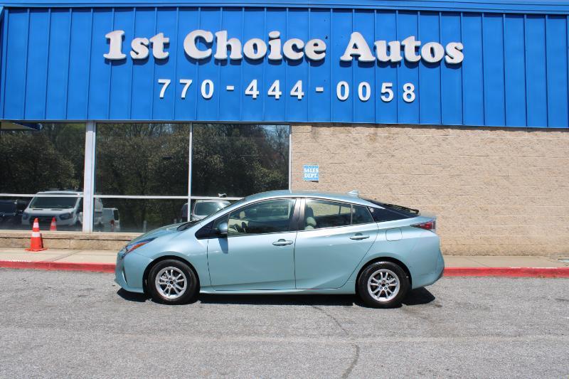 Toyota Prius Three Touring (Natl) 2017