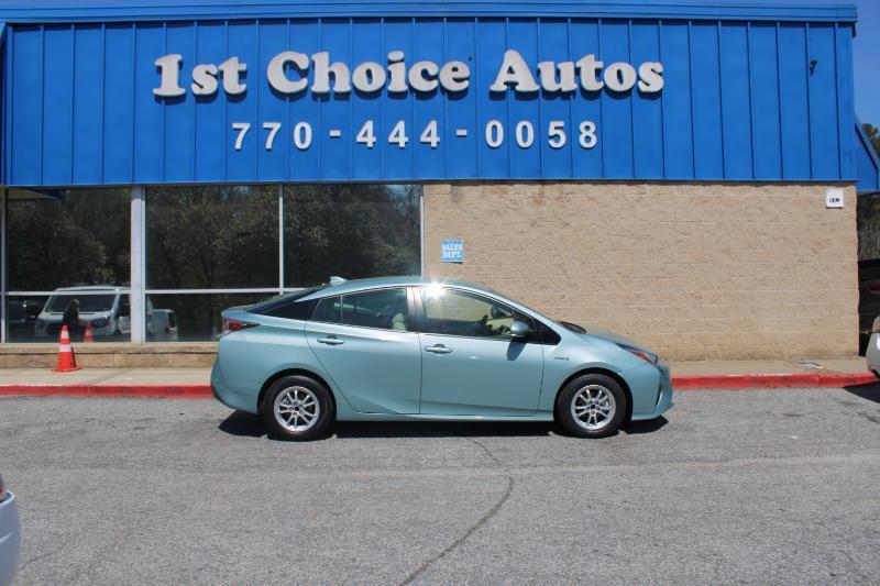 Toyota Prius Three Touring (Natl) 2017