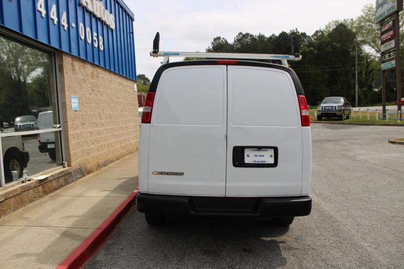 Chevrolet Express Cargo Van RWD 2500 135" 2023