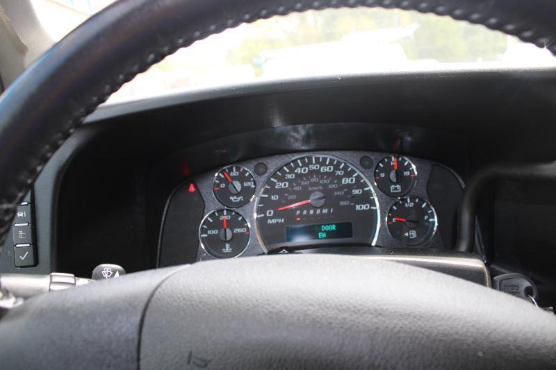 Chevrolet Express Cargo Van RWD 2500 135" 2023