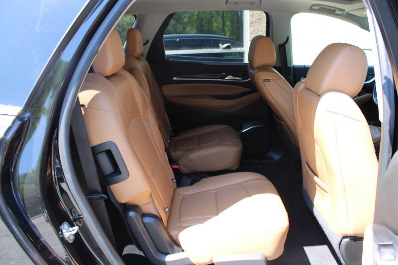 Buick Enclave FWD 4dr Essence 2018