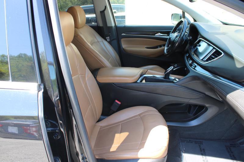 Buick Enclave FWD 4dr Essence 2018