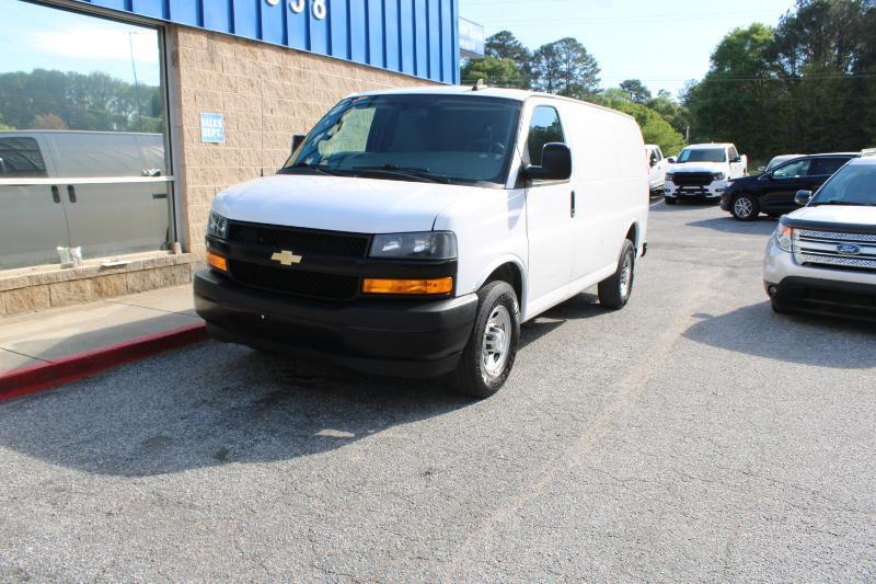 Chevrolet Express Cargo Van RWD 2500 135" 2020