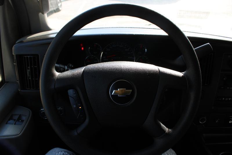 Chevrolet Express Cargo Van RWD 2500 135" 2020