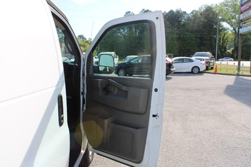 Chevrolet Express Cargo Van RWD 2500 135" 2020