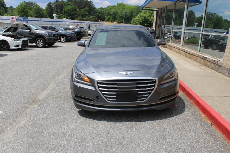 Hyundai Genesis 4dr Sdn V6 3.8L AWD 2015