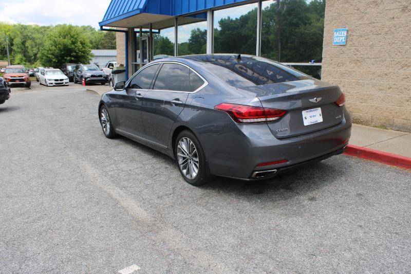 Hyundai Genesis 4dr Sdn V6 3.8L AWD 2015